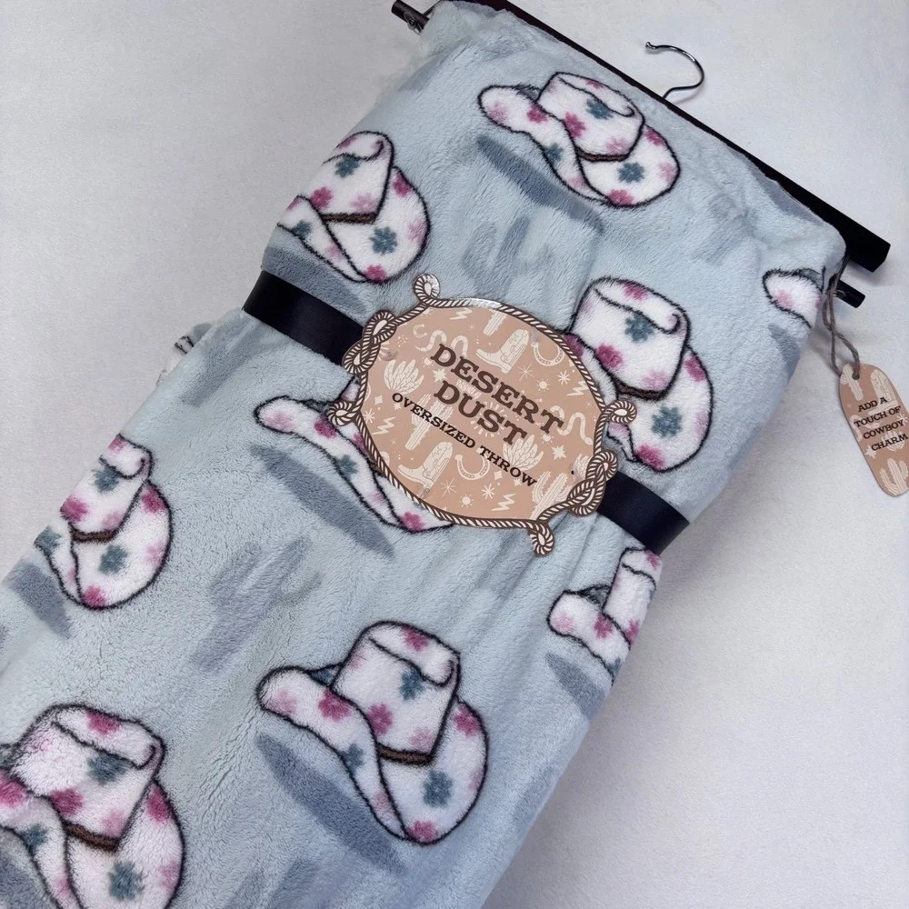 Desert Dust Oversized Throw Blanket Cowboy Hat‎ Cactus Print Cozy Blue 60x70 New